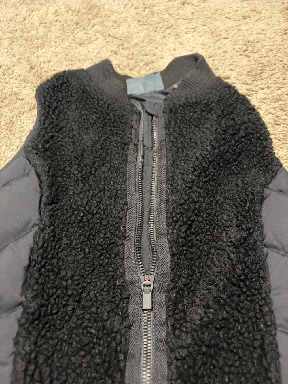 Athleta Black Tundra Puffer Vest XXS - Picture 5 of 6